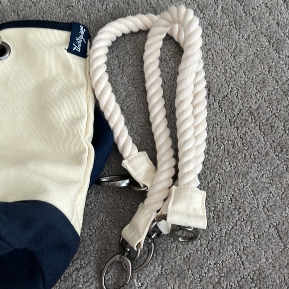 Thirty-one K blue cream bag with extra straps - Picture 2 of 3